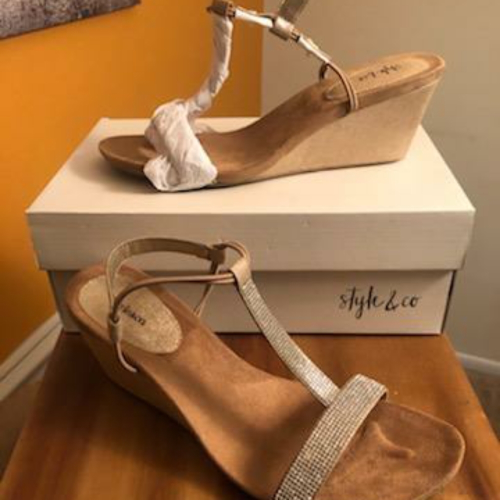 Shoes - Picture 2 of 2